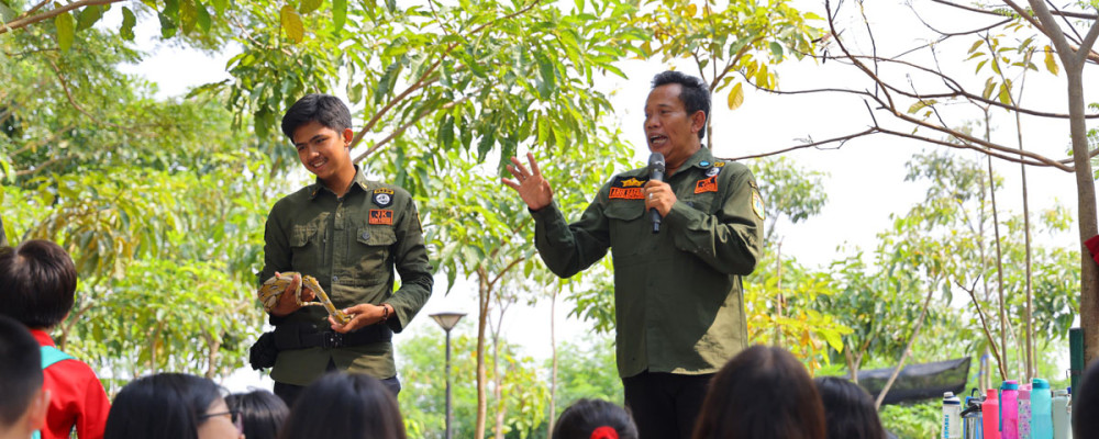 ST. JOHANNES BERCHMANS SCHOOL TANAMKAN CINTA LINGKUNGAN LEWAT EDUKASI DI GREENBELT PIK2