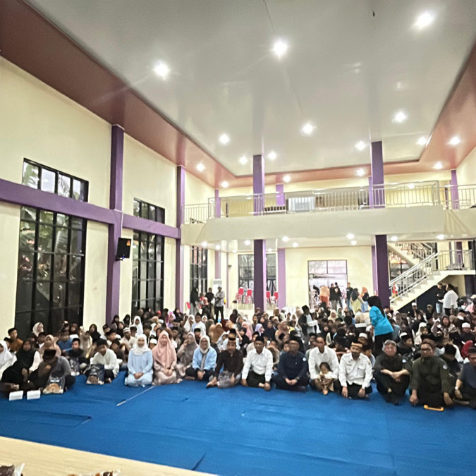 CSR PIK2 SANTUNI 450 ANAK YATIM DI SUKADIRI